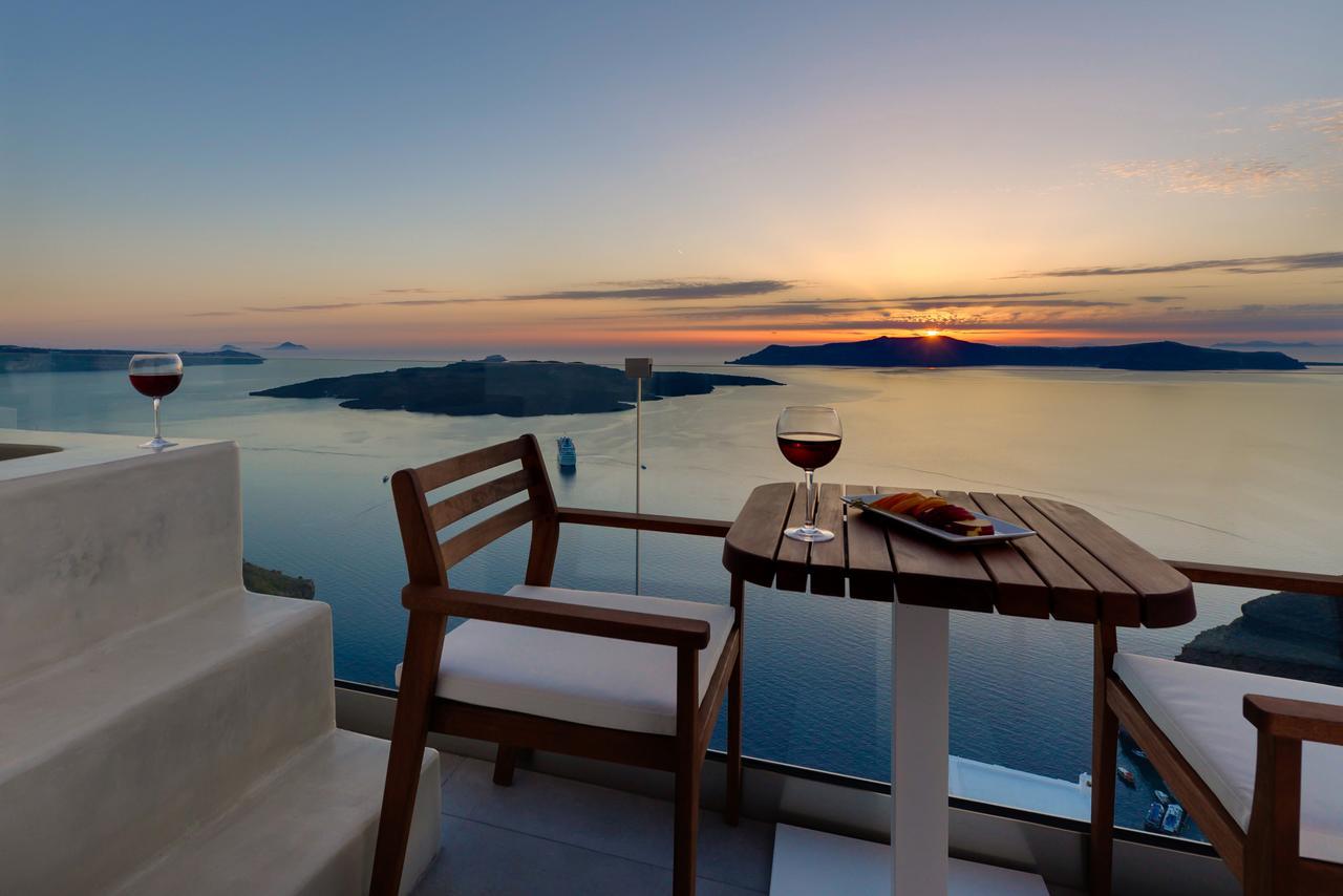 Iriana Suites Fira  Exterior foto