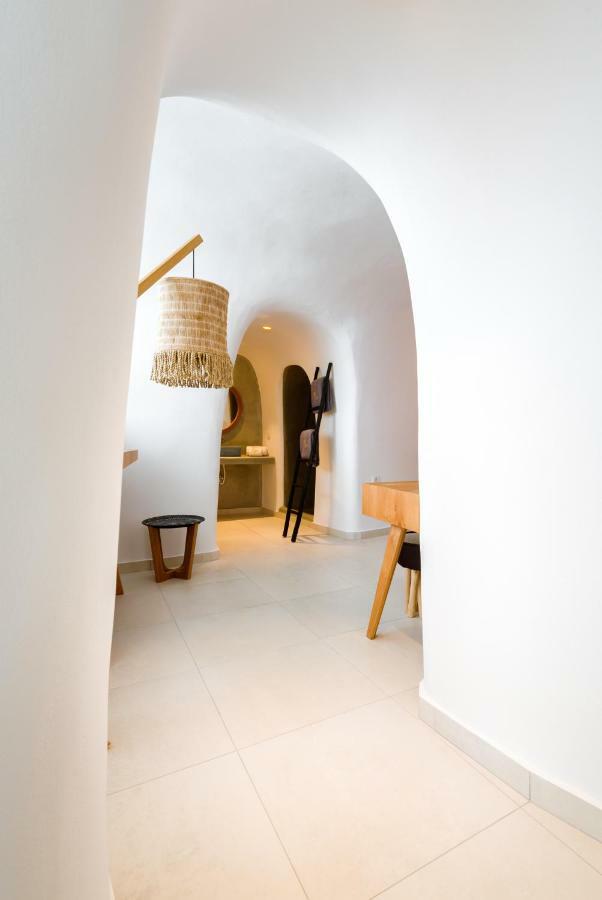 Iriana Suites Fira  Exterior foto